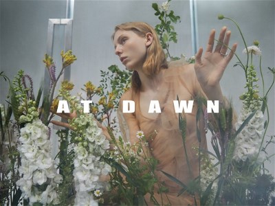 ŮbO(sh)Ӌ(j)ƷAt Dawn 2020[صĐ